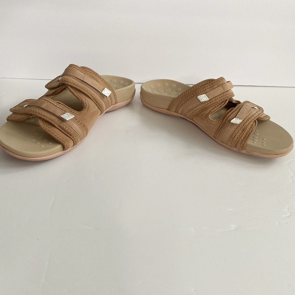 Vionic Womens Sarah Brown/Peach/Beige Sandals USA Size 9.5 W - Picture 9 of 15